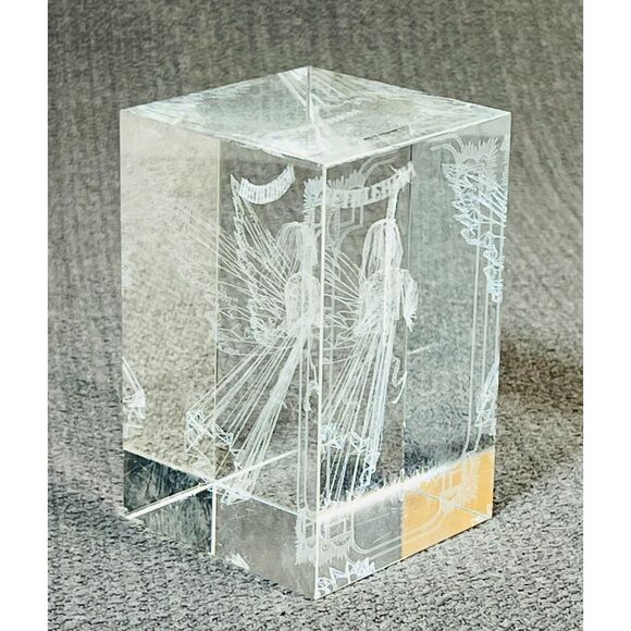 Holographic Angel  Bethlehem Etched Crystal Glass Cubed Paperweight - Picture 4 of 6